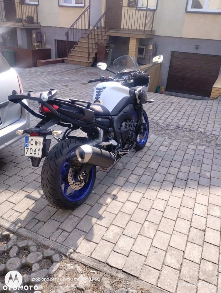 Yamaha FZ8 - 12