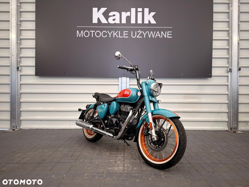 Royal Enfield Classic - 1