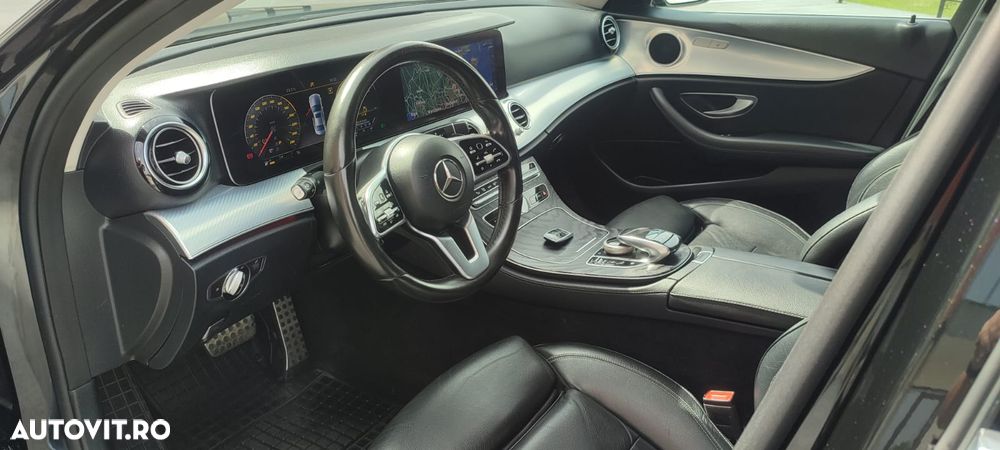 Mercedes-Benz E - 10