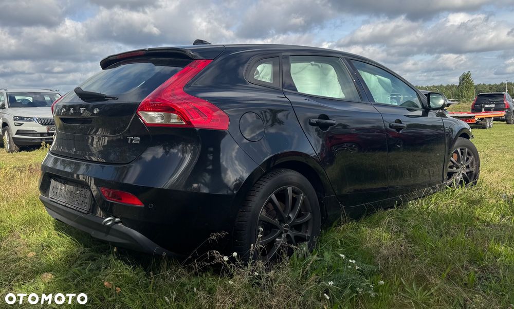 Volvo V40 T2 Geartronic Inscription - 1