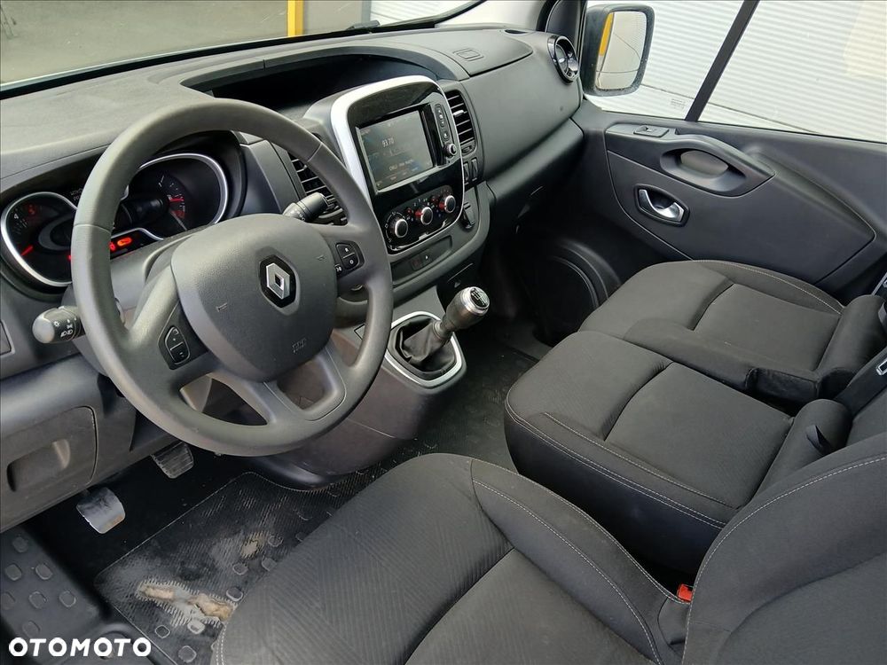 Renault trafic - 8