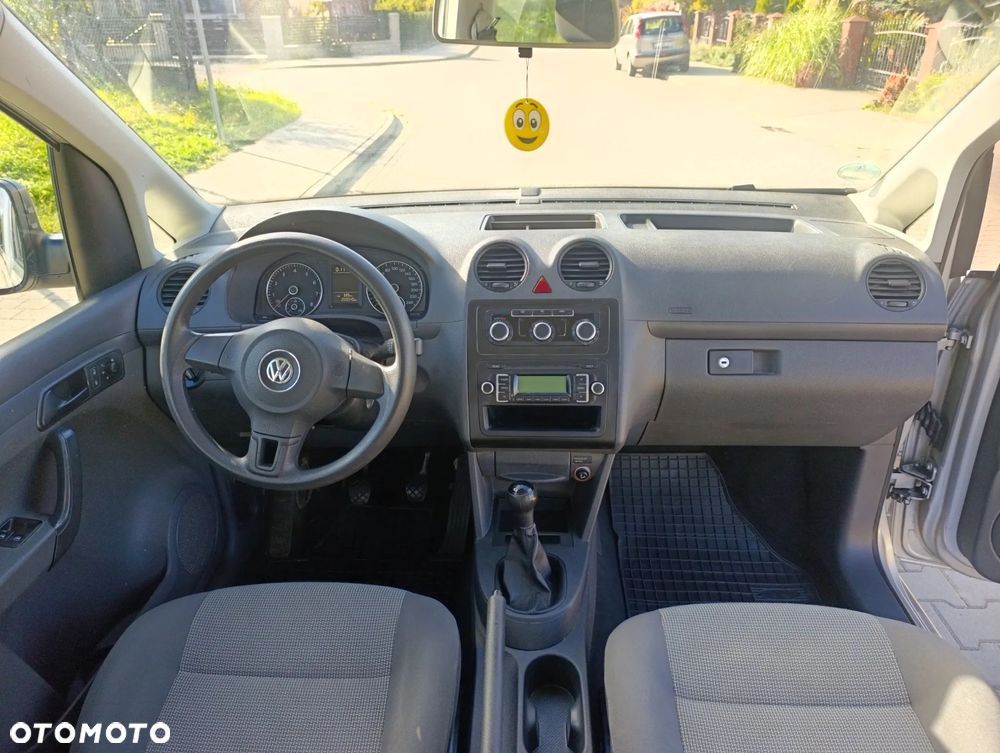 Volkswagen Caddy Maxi - 19