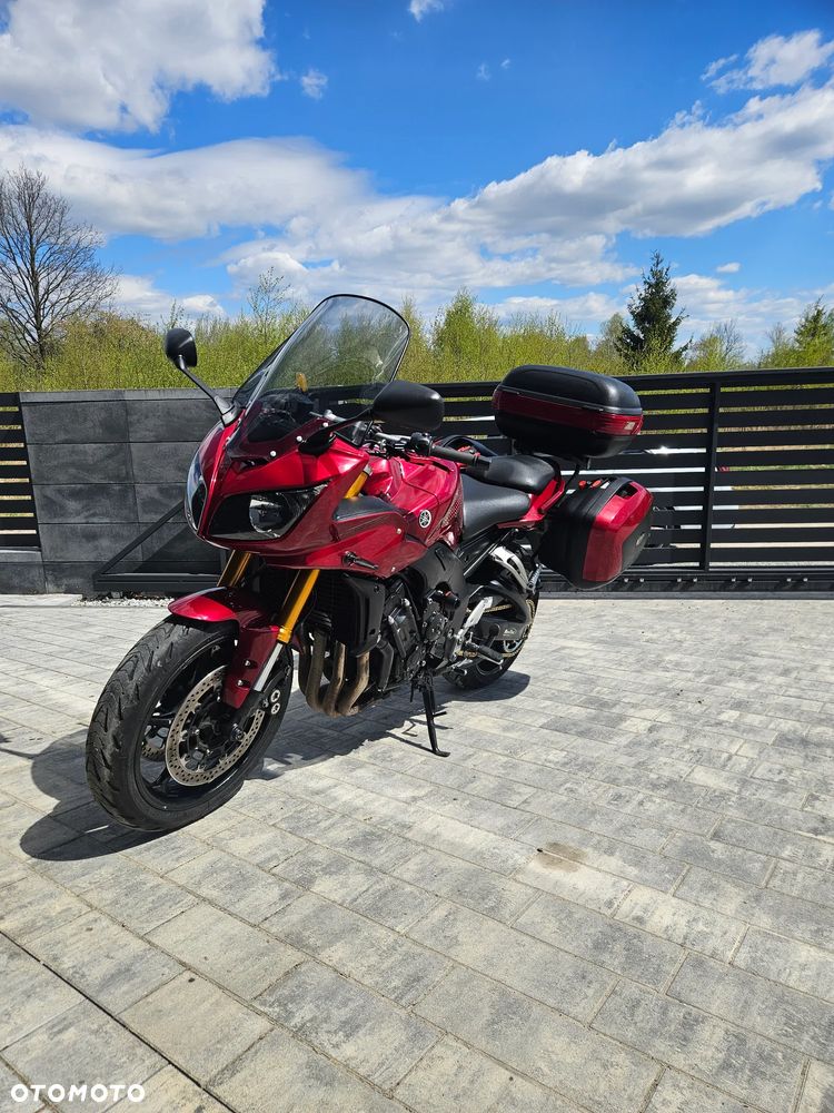 Yamaha FZ - 24