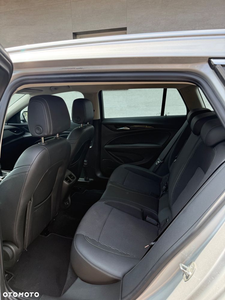 Opel Insignia 1.6 CDTI Enjoy S&S Eco - 9