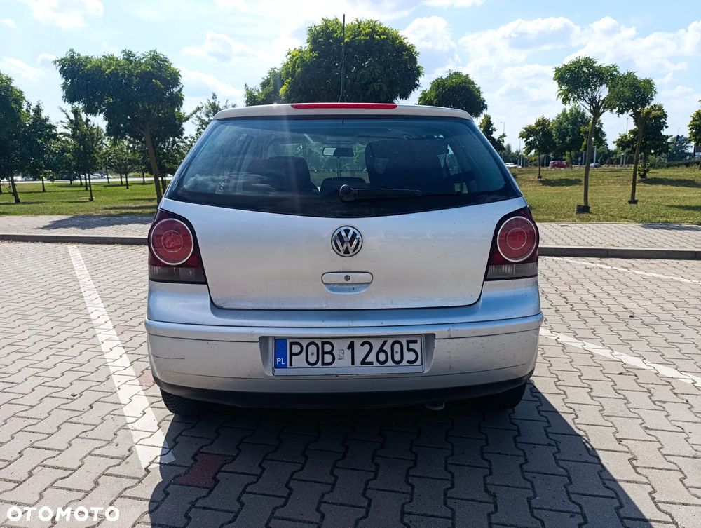 Volkswagen Polo 1.4 16V Comfortline - 5