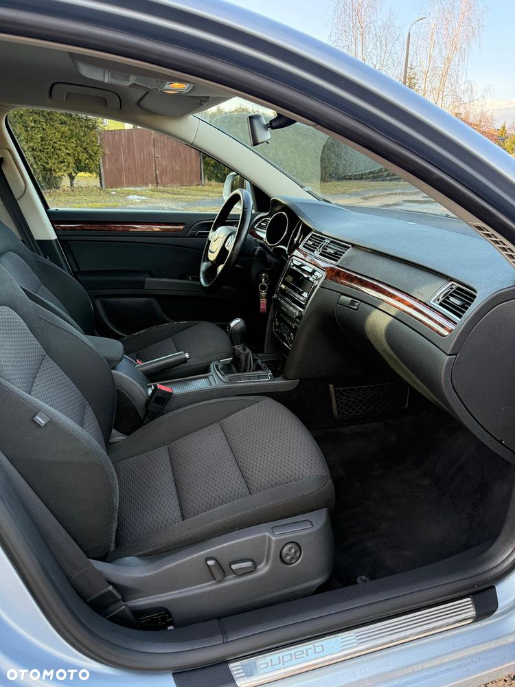 Skoda Superb 2.0 TDI Platinum - 7