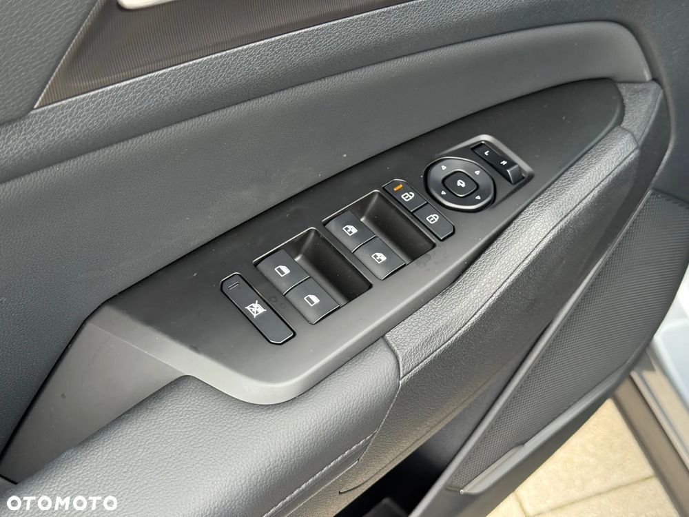 Kia Sportage 1.6 T-GDI Business Line 2WD DCT - 18