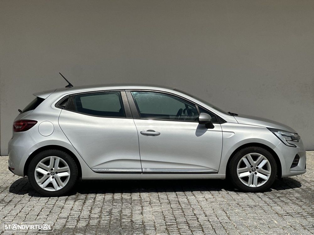 Renault Clio 1.0 TCe Exclusive - 4