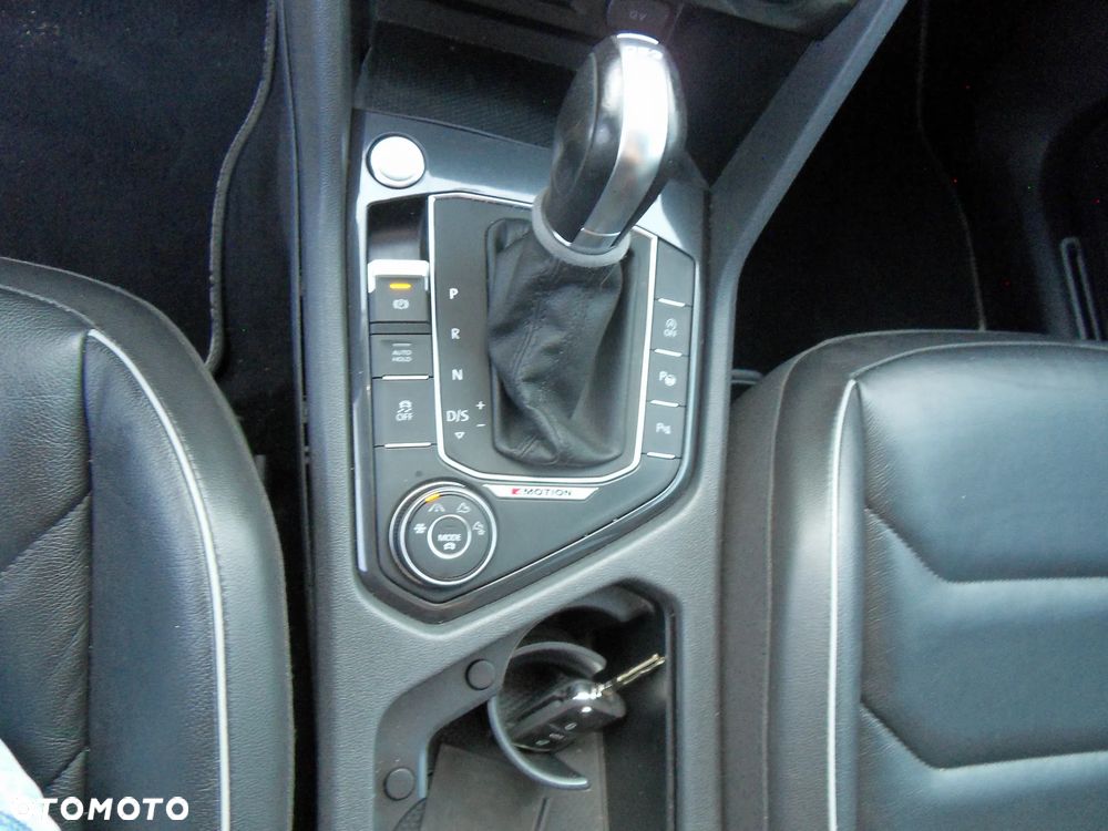 Volkswagen Tiguan Allspace 2.0 TDI SCR 4Motion DSG Highline - 22