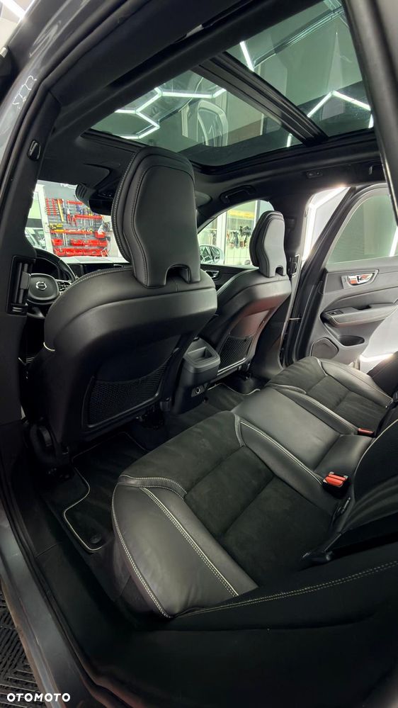 Volvo XC 60 D4 R-Design - 12