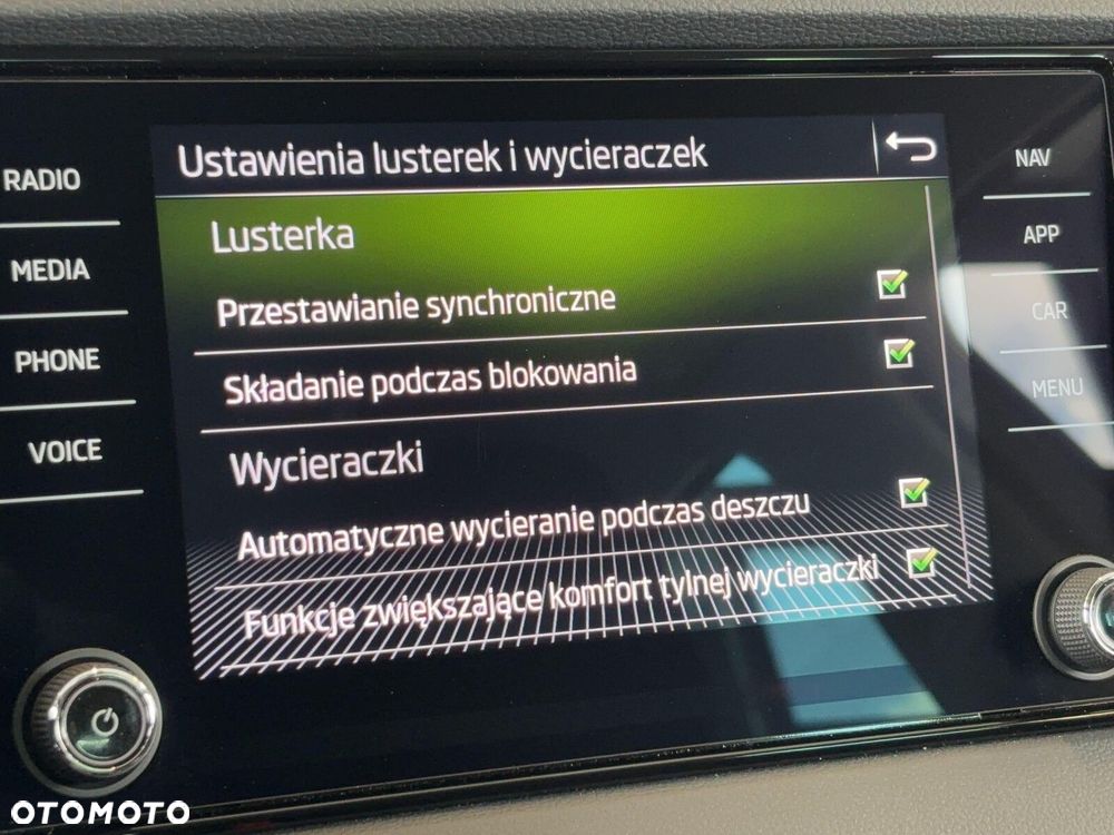 Skoda Karoq 1.5 TSI ACT Selection DSG - 38