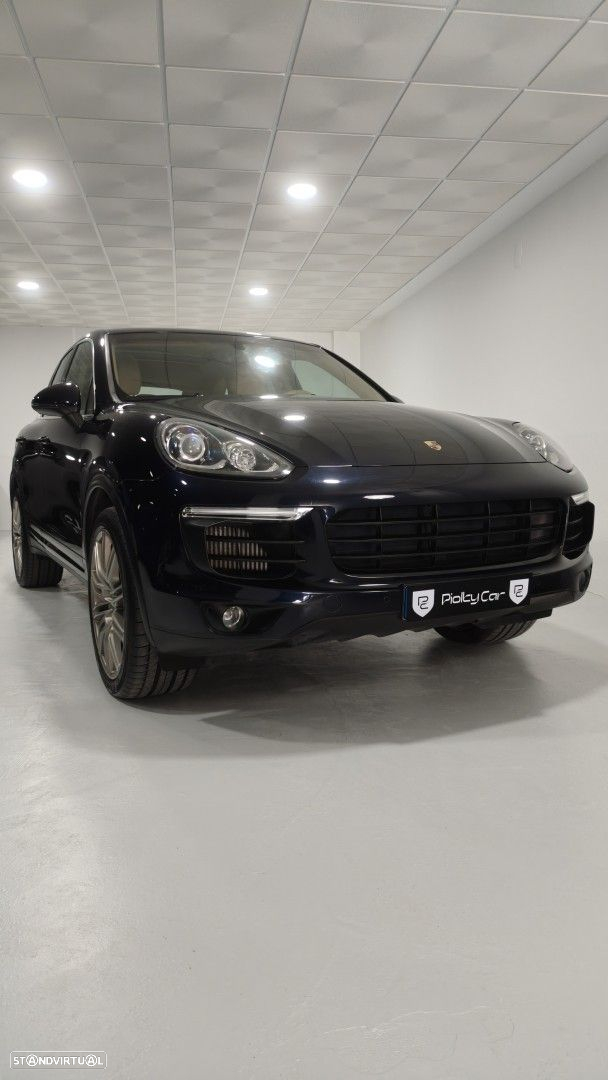 Porsche Cayenne Platinum Edition - 3