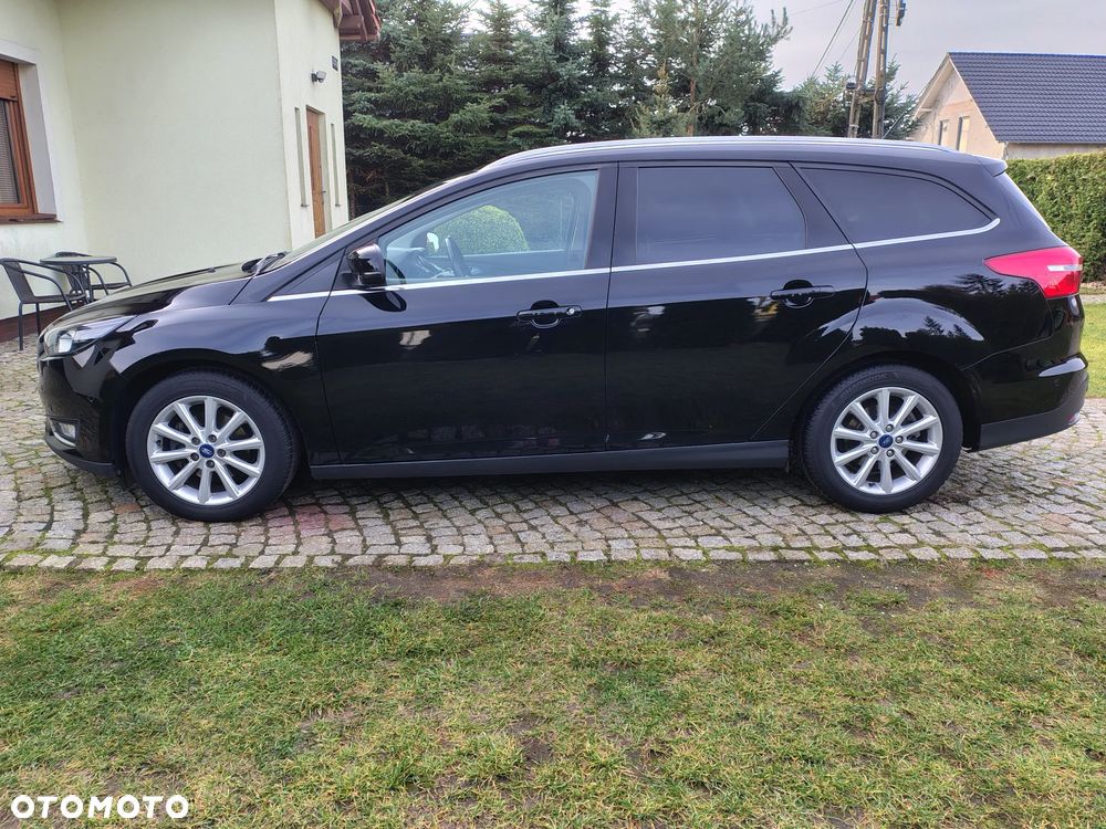 Ford Focus 1.5 EcoBlue Start-Stopp-System TITANIUM - 2