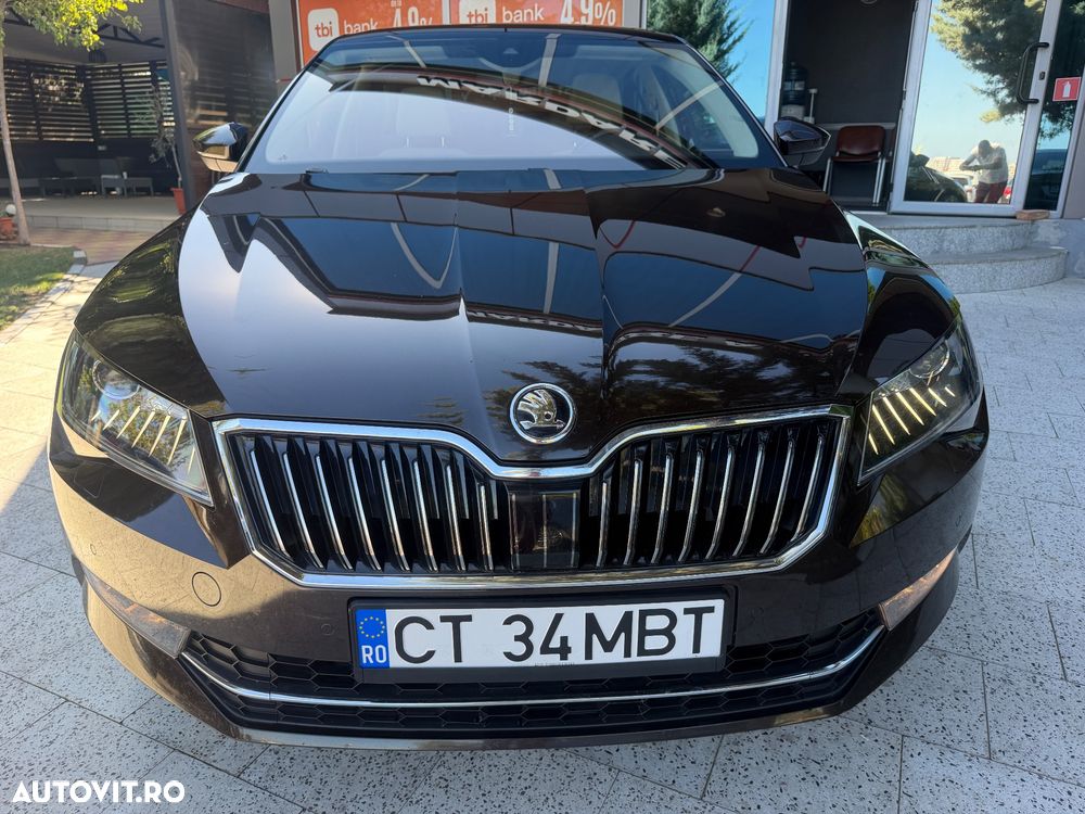 Skoda Superb 2.0 TDI DSG L&K - 18