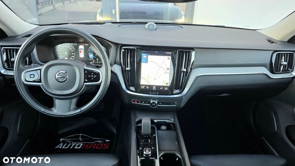 Volvo V60 Cross Country B4 D AWD Geartronic Pro - 17