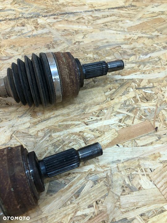 RENAULT CLIO V 2019-> PÓŁOŚ PRAWA DŁUGA 391009804R - 3