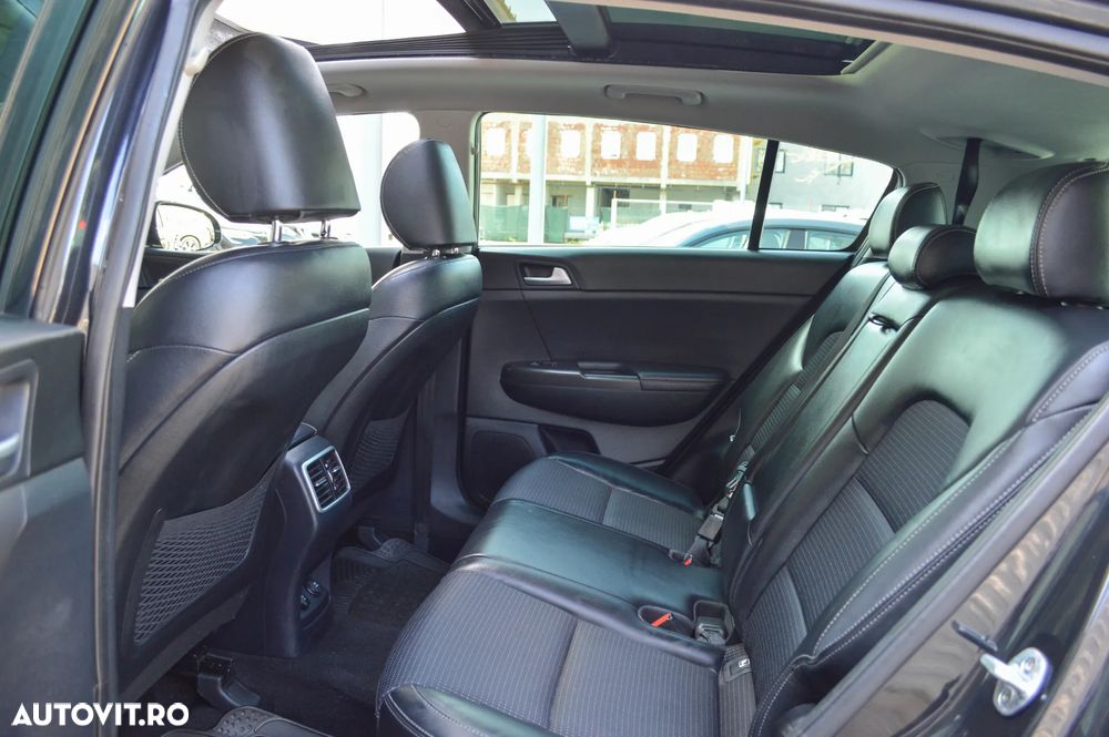 Kia Sportage 1.7 CRDI 2WD ISG Aut. Spirit - 23