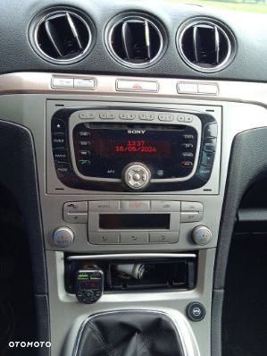 Ford Galaxy 2.0 Concept - 10