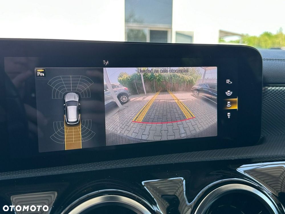 Mercedes-Benz CLA 220 d 8G-DCT - 35