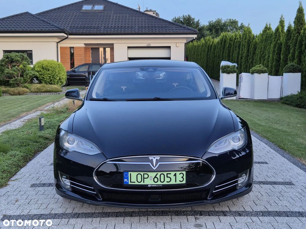 Tesla Model S 85D Allradantrieb - 7