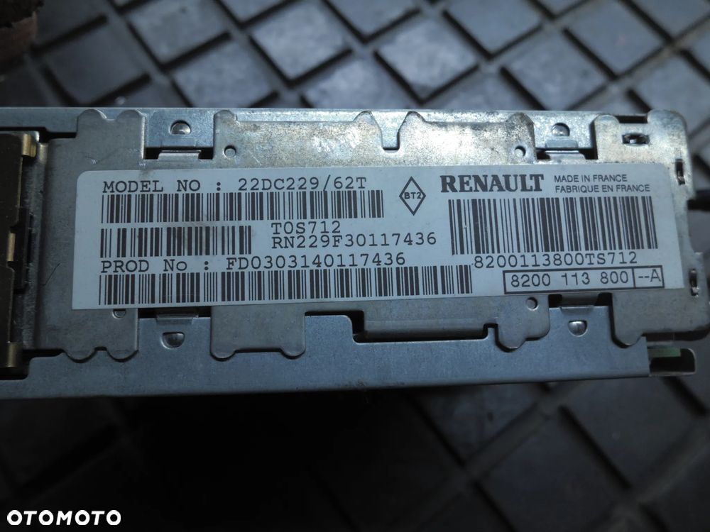 RADIO FABRYCZNE RENAULT CLIO II 8200113800 - 2