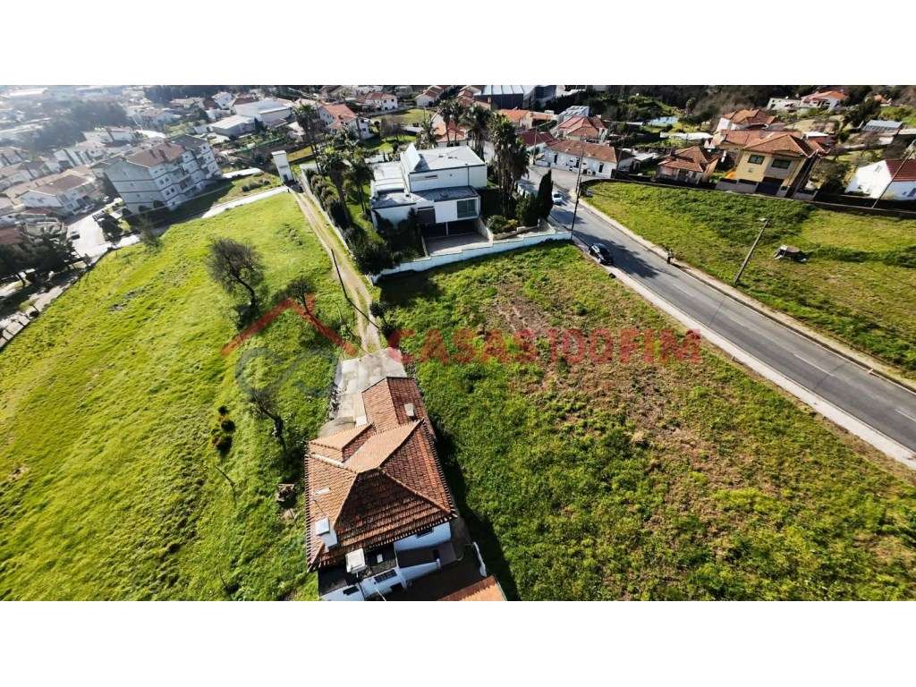 Terreno em Santiago de Riba-UL, Oliveira de Azeméis - Grande imagem: 5/6