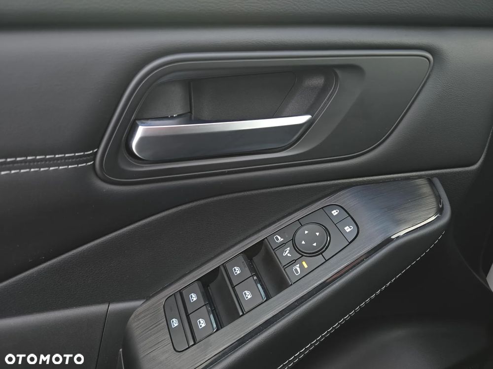 Nissan Qashqai ver-1-3-dig--t-mhev-n--connecta-xtronic - 10