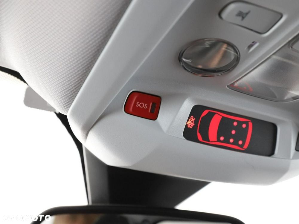 Peugeot 5008 PureTech 130 EAT8 Stop & Start Allure Business-Paket - 41