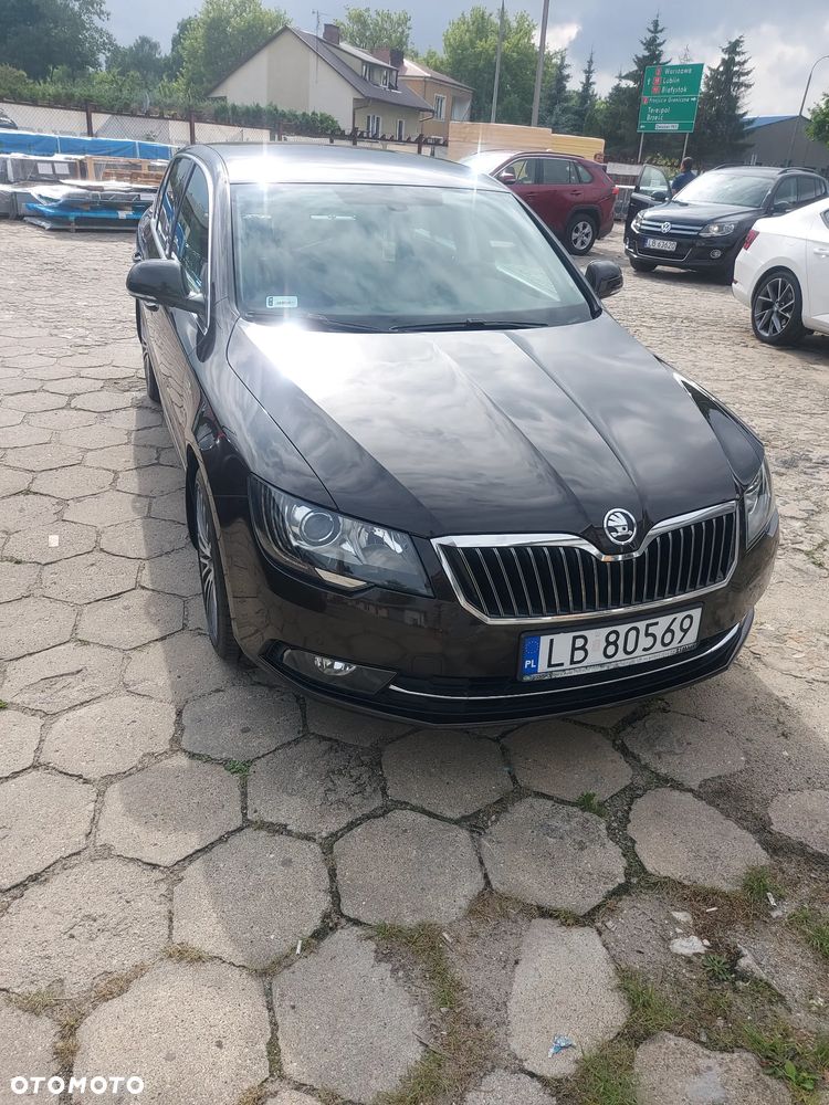 Skoda Superb 2.0 TSI L&K DSG - 11