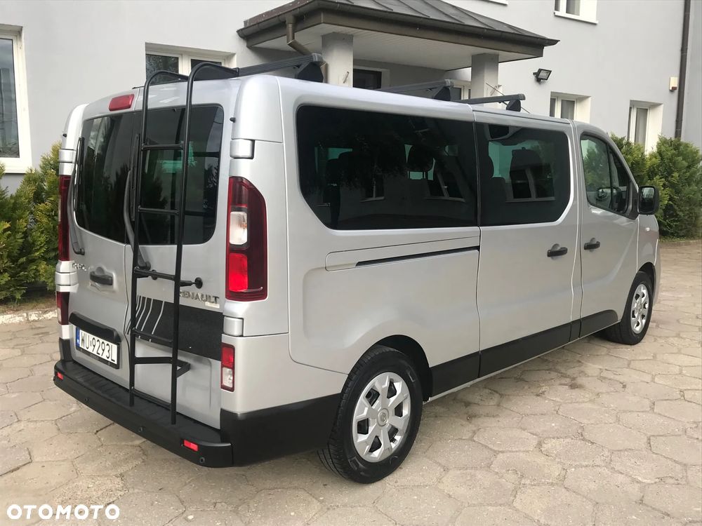 Renault Trafic Grand 1.6 dCi - 10