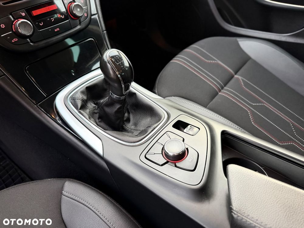 Opel Insignia 2.0 CDTI Cosmo - 18