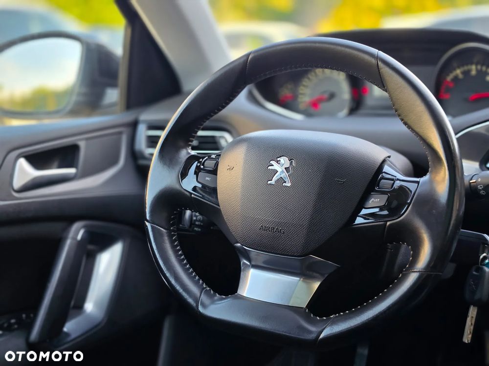 Peugeot 308 - 34