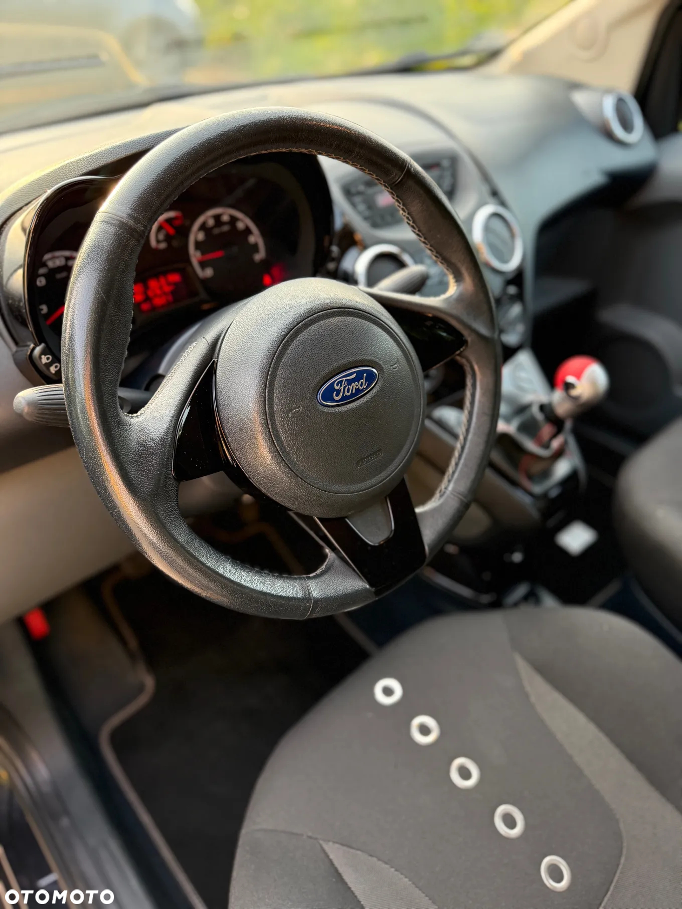 Ford KA - 16