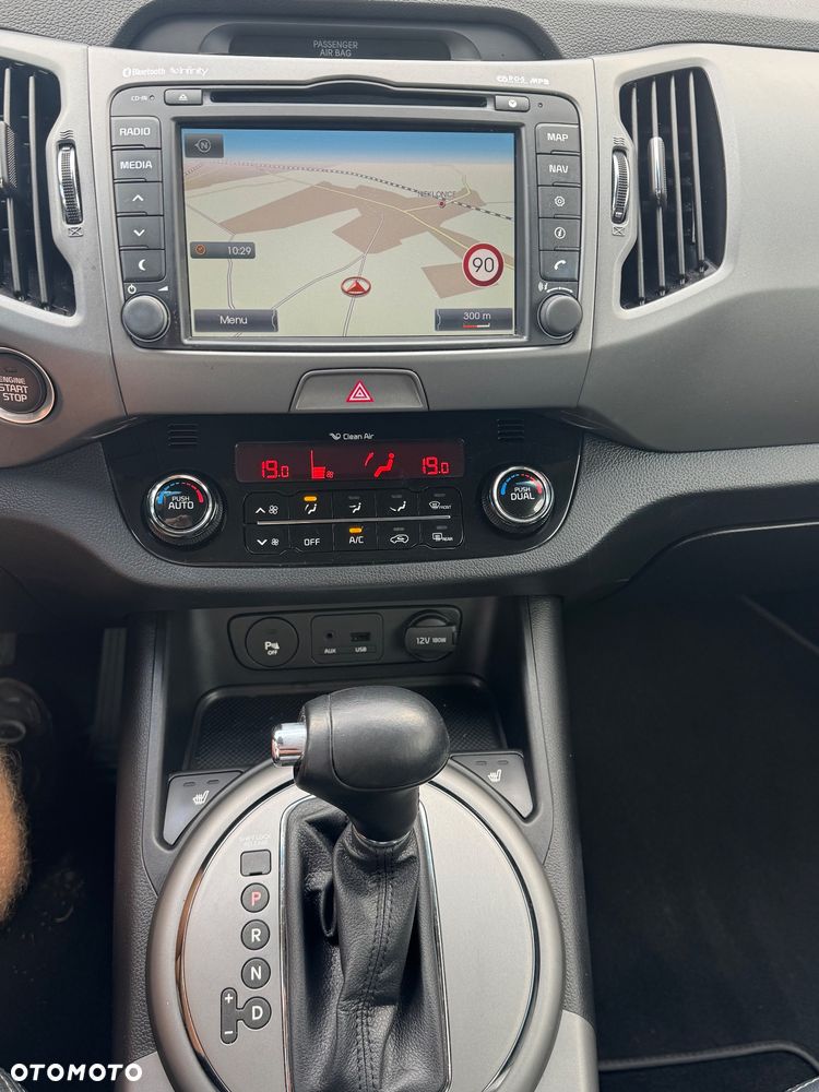 Kia Sportage 2.0 CVVT 2WD Automatik Vision - 11