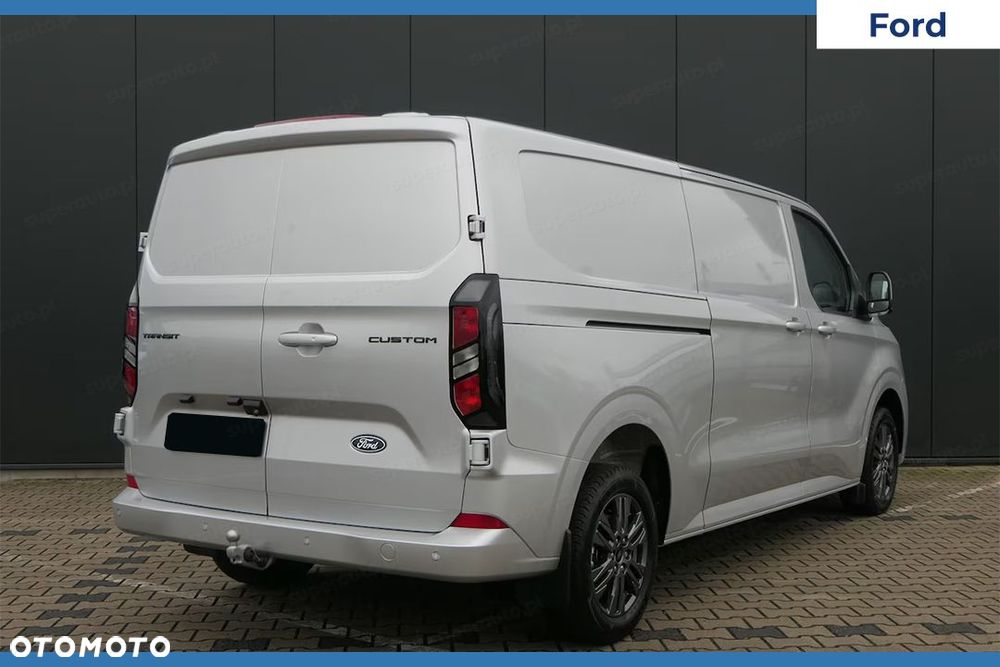 Ford Transit Custom 320 L2H1 Limited A8 2.0 170KM - 5