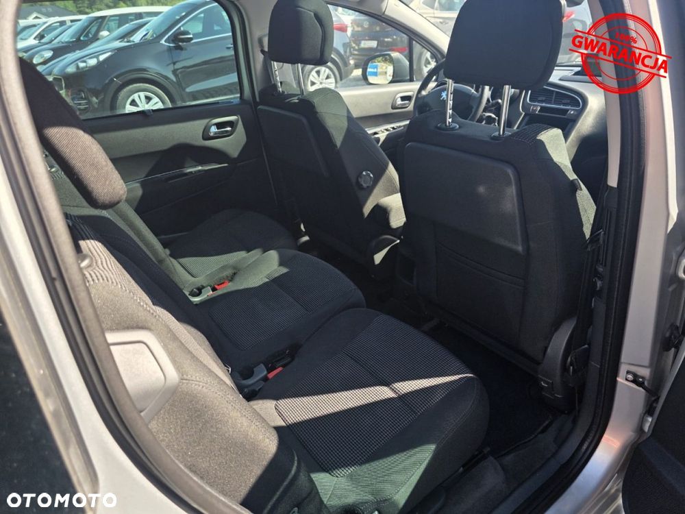 Peugeot 5008 - 23