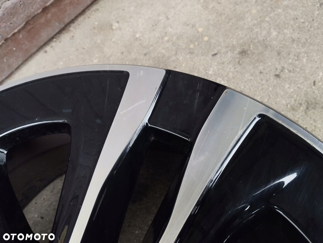 Felga Mercedes W177 6,5J 17 ET44 A1774012900 - 4