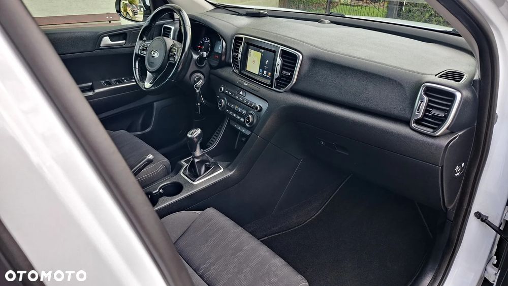 Kia Sportage 1.6 GDI 2WD SPIRIT - 30