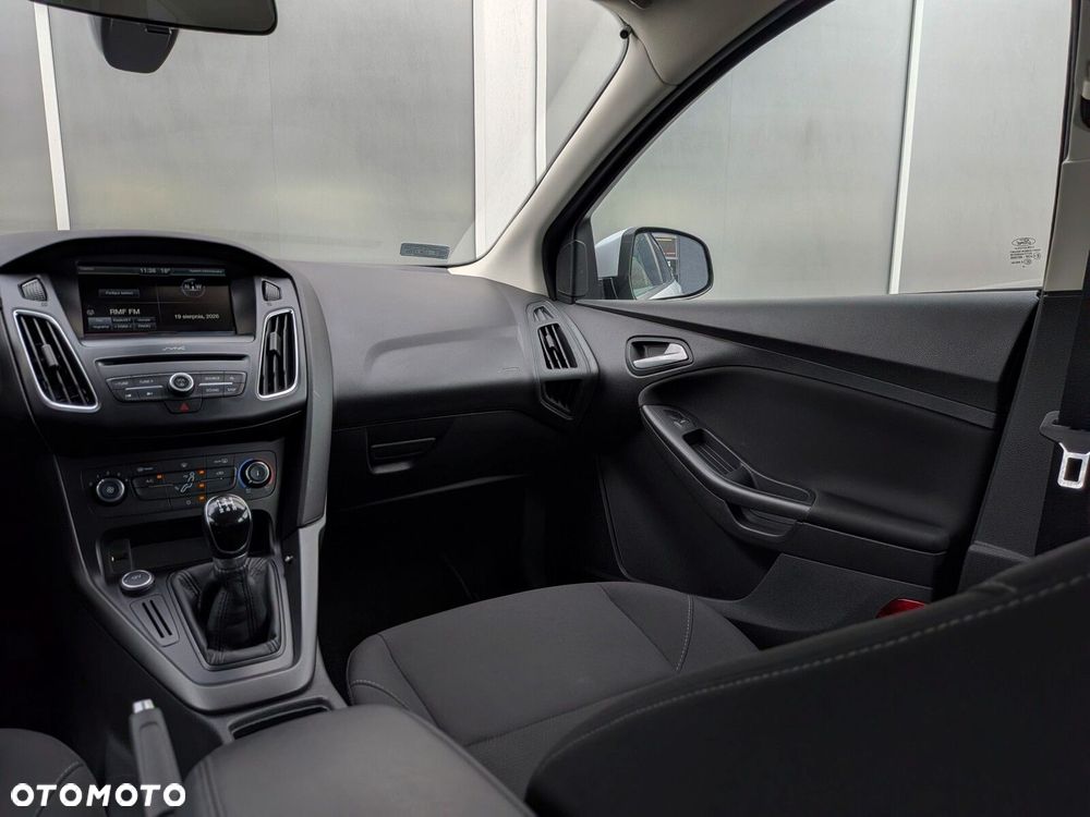 Ford Focus 1.6 Platinium X - 14