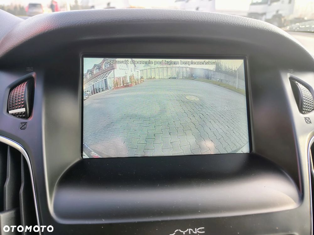 Ford Focus 1.5 EcoBlue Start-Stopp-System TITANIUM STYLE - 20