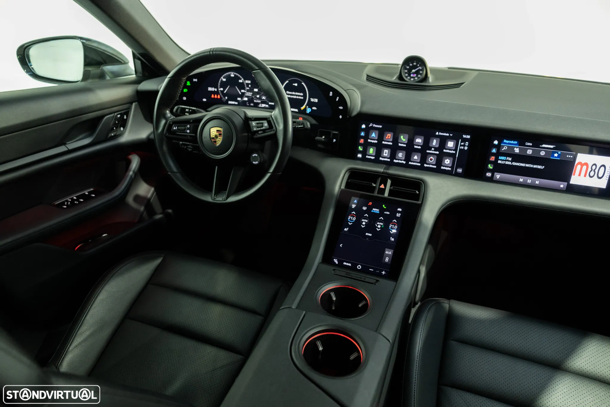 Porsche Taycan Cross Turismo 4 - 3