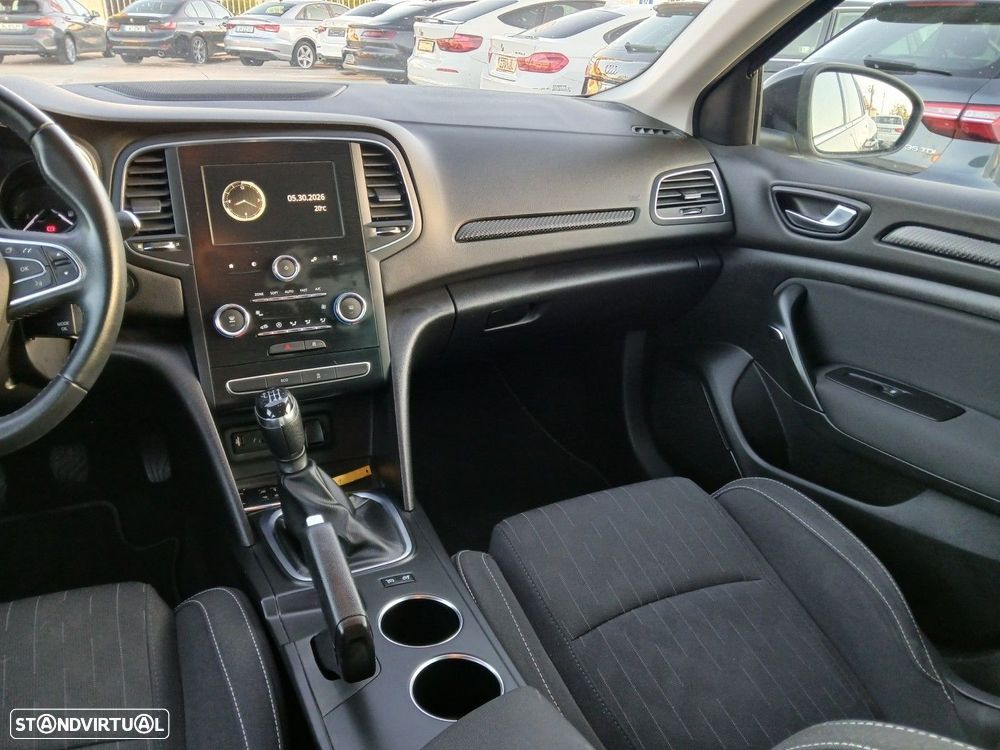 Renault Mégane 1.5 Blue dCi Limited - 13