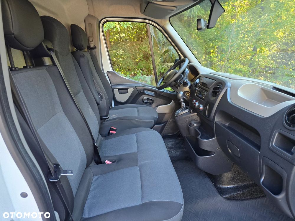 Renault Master - 18