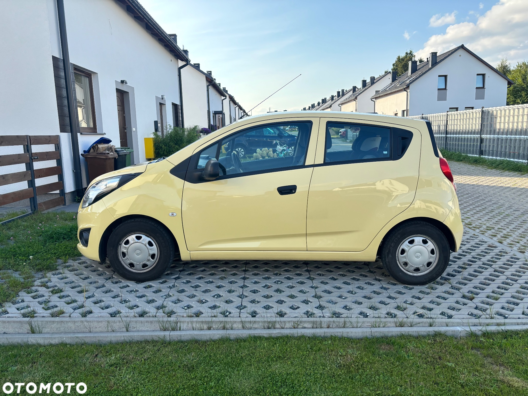 Chevrolet Spark 1.0 Base+ - 4
