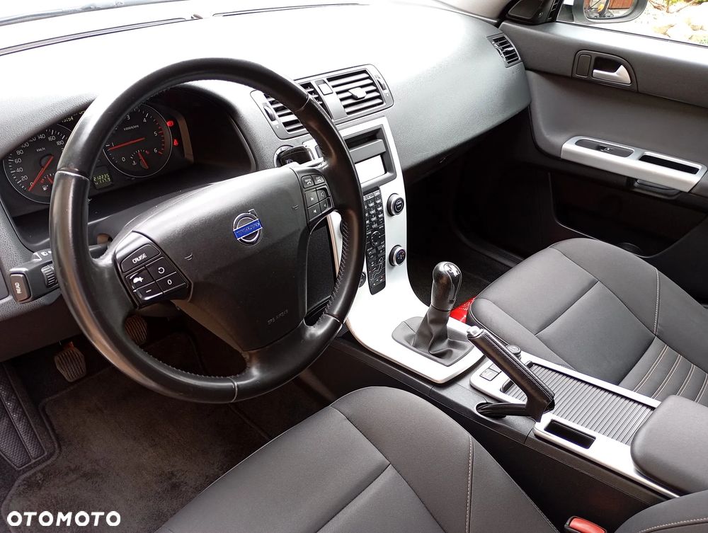 Volvo V50 DPF D2 Summum - 13