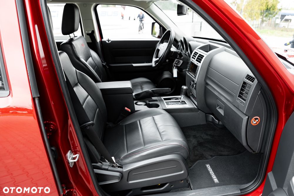 Dodge Nitro 2.8 CRD DPF Automatik R/T - 23