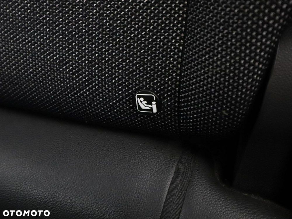 Renault Captur 1.6 E-TECH Full Hybrid 145 Intens - 40