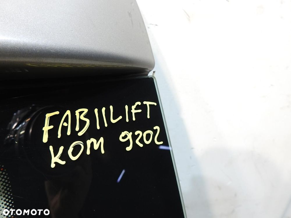 KLAPA BAGAŻNIKA 9202 SKODA FABIA II KOMBI - 2