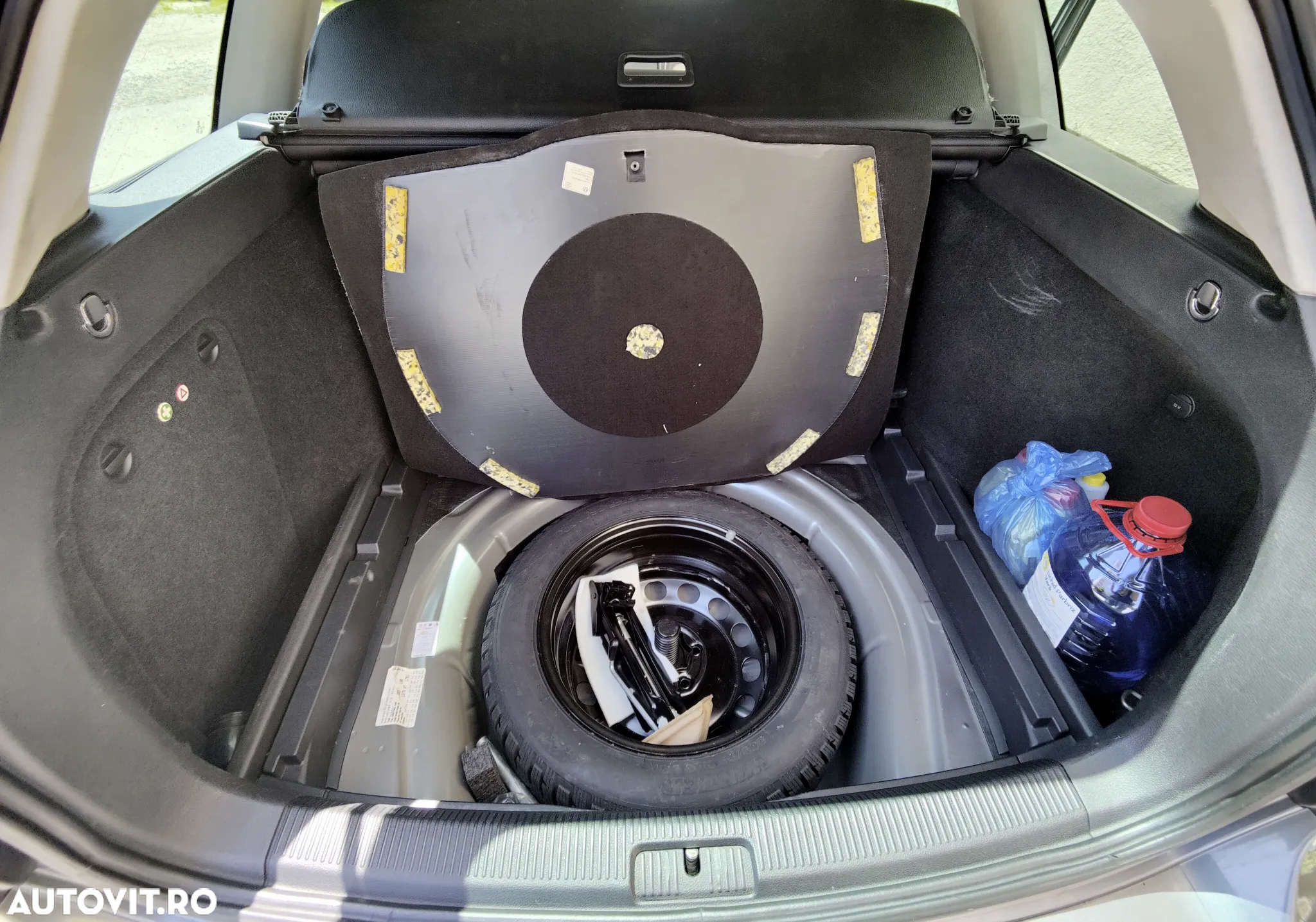 Volkswagen Golf Variant 2.0 TDI DPF Highline - 13