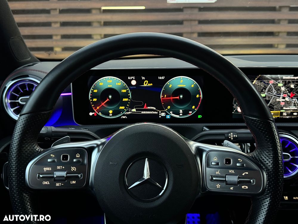 Mercedes-Benz CLA - 32